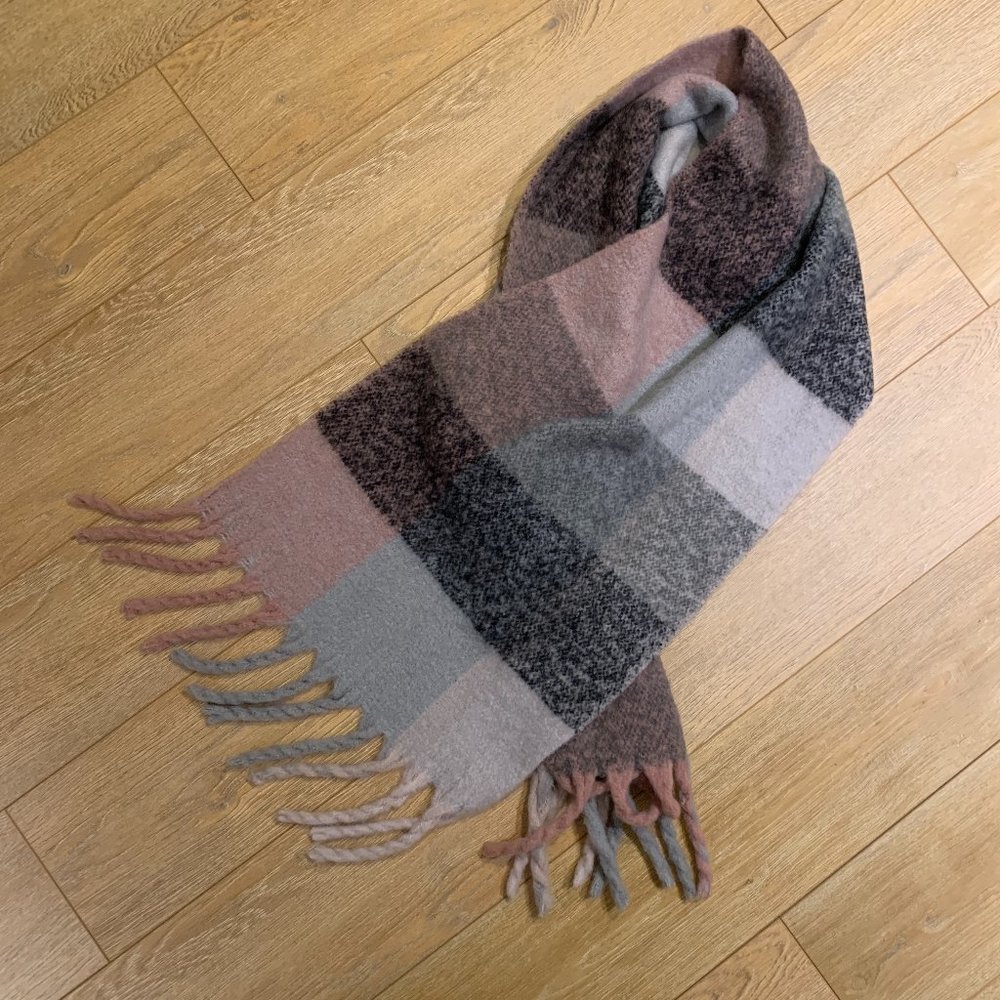 Pink Grey Large Thick Blanket Scarf Acrylic Tassel